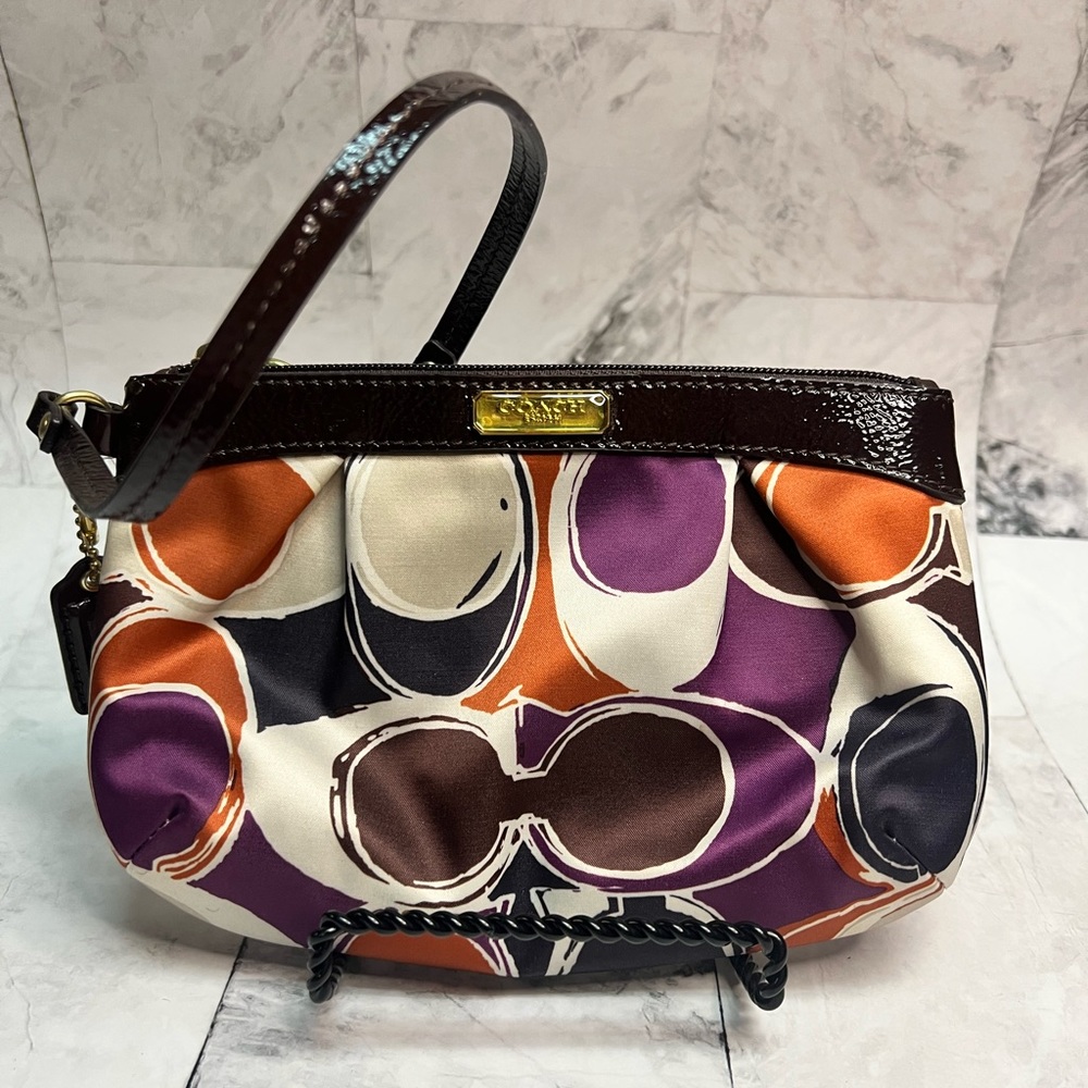 Coach Signature Satin Wrisrlet